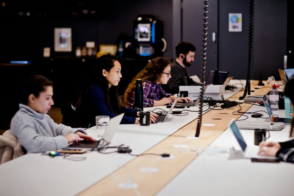 Streamlined Offshore Software Development Team Setup and Management for Global Businesses